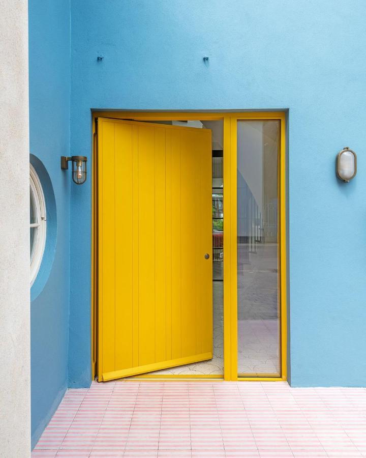 Вилла Smurf House Кингсбридж Экстерьер фото